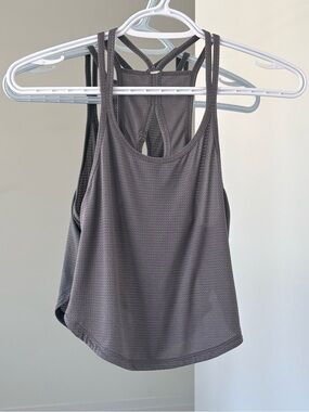 Lululemon On The Run Singlet Tank Top in  Slate